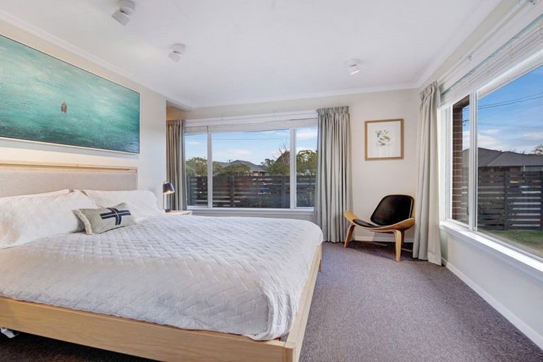 Photo of property in 50 Fovant Street, Russley, Christchurch, 8042