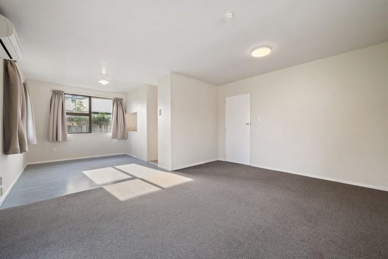 Photo of property in 2/696 Gloucester Street, Linwood, Christchurch, 8062