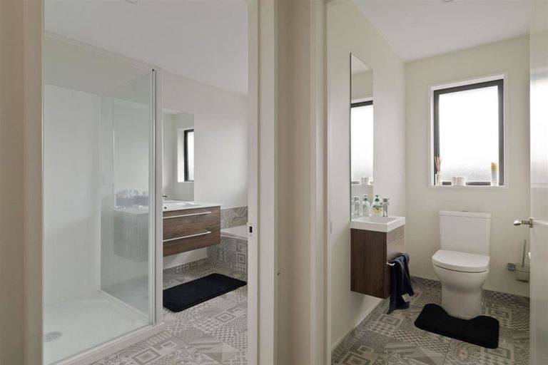 Photo of property in 33 Dalwood Crescent, Rolleston, 7614