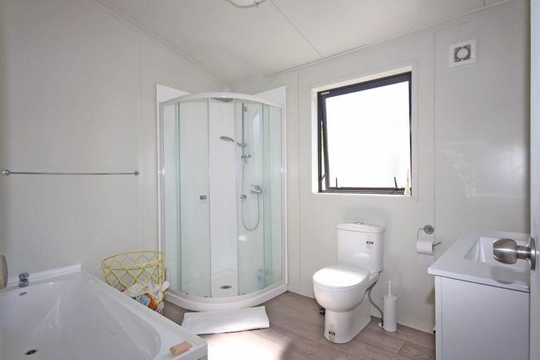 Photo of property in 131 Rangituia Street, Whangamata, 3691