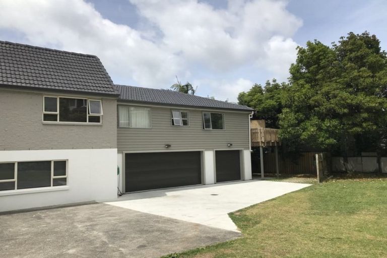 Photo of property in 841a Beach Road, Browns Bay, Auckland, 0630