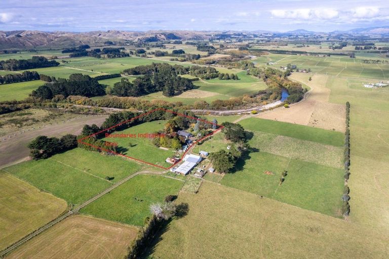 Photo of property in 126 Tutaekara Road, Pahiatua, 4987