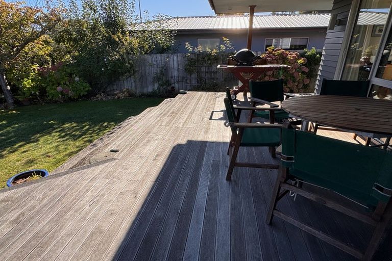 Photo of property in 6 Weka Place, Picton, 7220