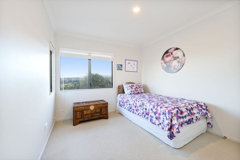 Photo of property in 17 Virginia Street, Henderson, Auckland, 0612