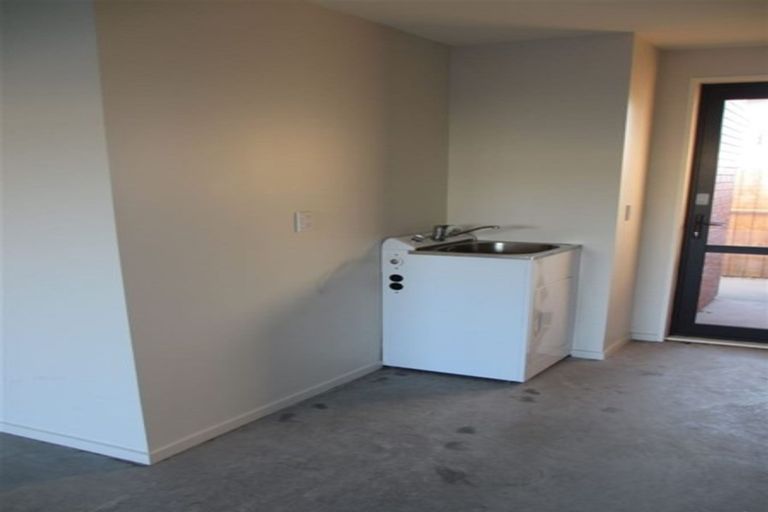 Photo of property in 3/82 Packe Street, Edgeware, Christchurch, 8013