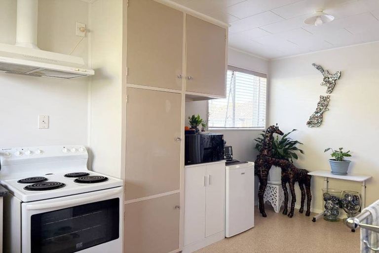 Photo of property in 2/38 Trent Street, Linwood, Christchurch, 8011