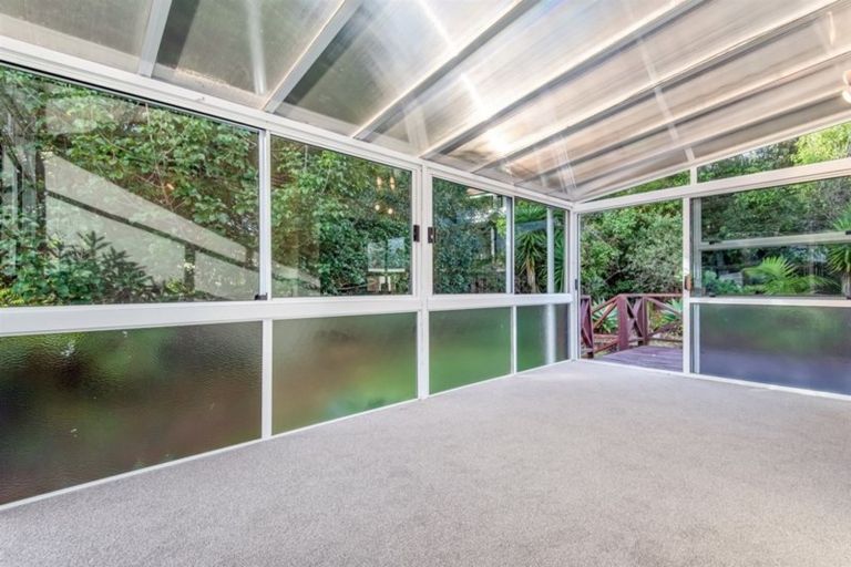 Photo of property in 81 John Downs Drive, Browns Bay, Auckland, 0630