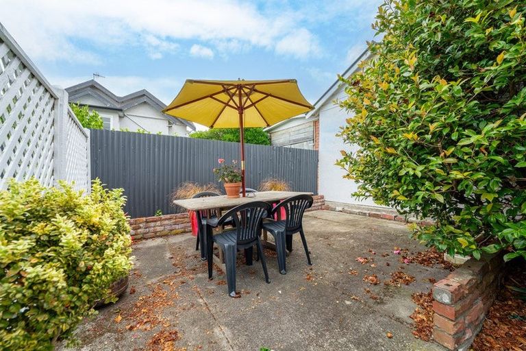 Photo of property in 2 Hart Street, Maori Hill, Timaru, 7910