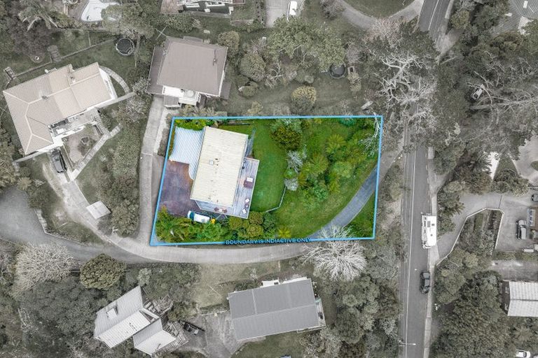 Photo of property in 107 Braemar Road, Castor Bay, Auckland, 0620