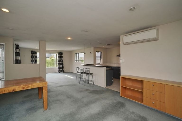 Photo of property in 3 Mollymawk Place, Woolston, Christchurch, 8023