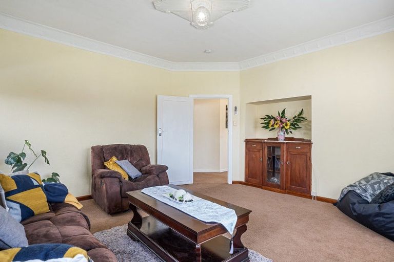 Photo of property in 117 Bartholomew Road, Levin, 5510