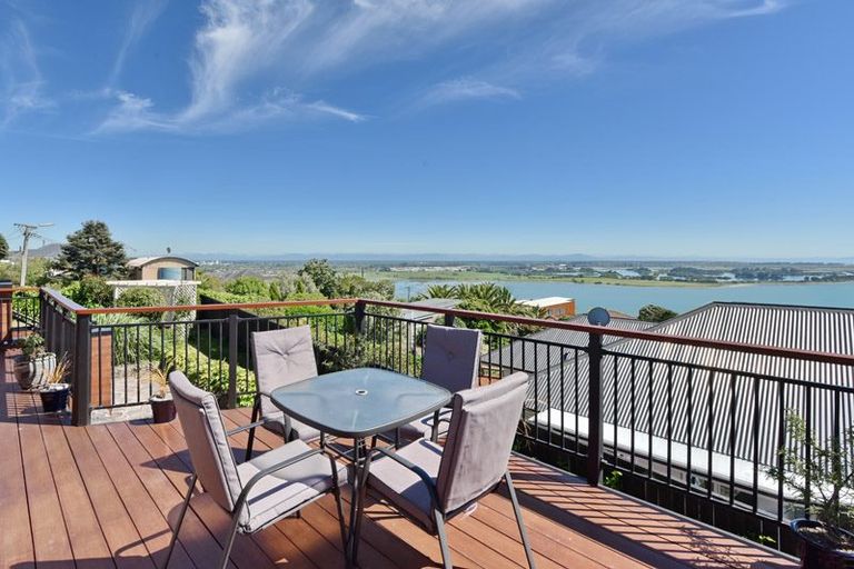 Photo of property in 51 Marama Crescent, Mount Pleasant, Christchurch, 8081