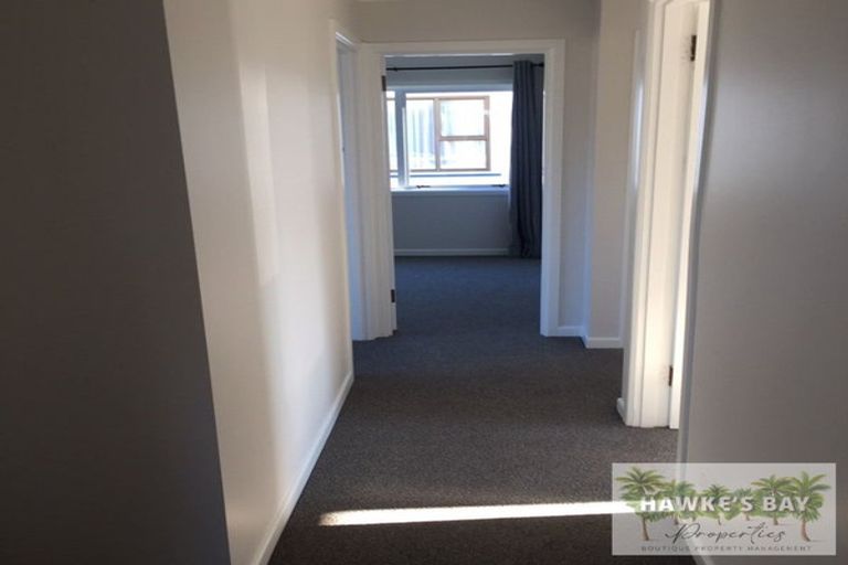 Photo of property in 37 Cassino Crescent, Onekawa, Napier, 4110