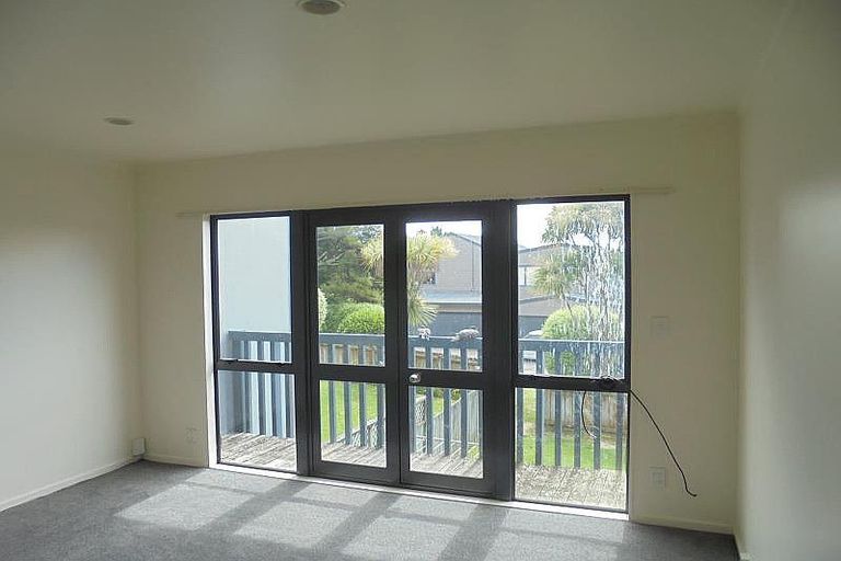 Photo of property in 13/3 Erewhon Place, Birkdale, Auckland, 0626