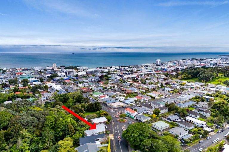 Photo of property in 2/4 Standish Street, New Plymouth, 4310