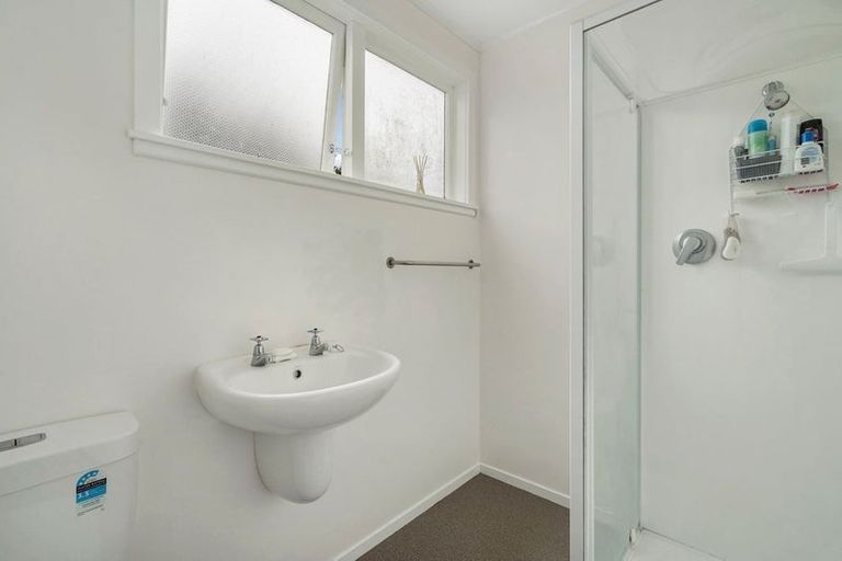 Photo of property in 8 Turkington Street, Tawa, Wellington, 5028