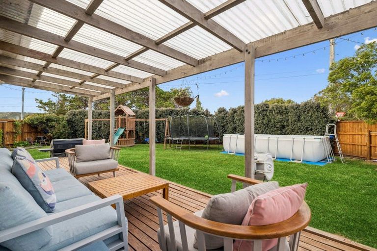 Photo of property in 10 Great North Road, Riverhead, 0820