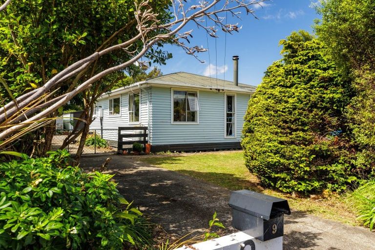 Photo of property in 9 Anderson Street, Eketahuna, 4900