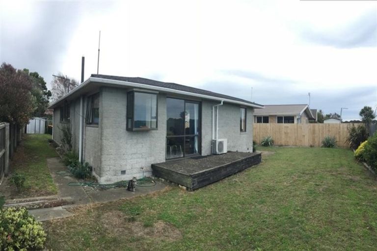 Photo of property in 71 Saint Heliers Crescent, Aranui, Christchurch, 8061
