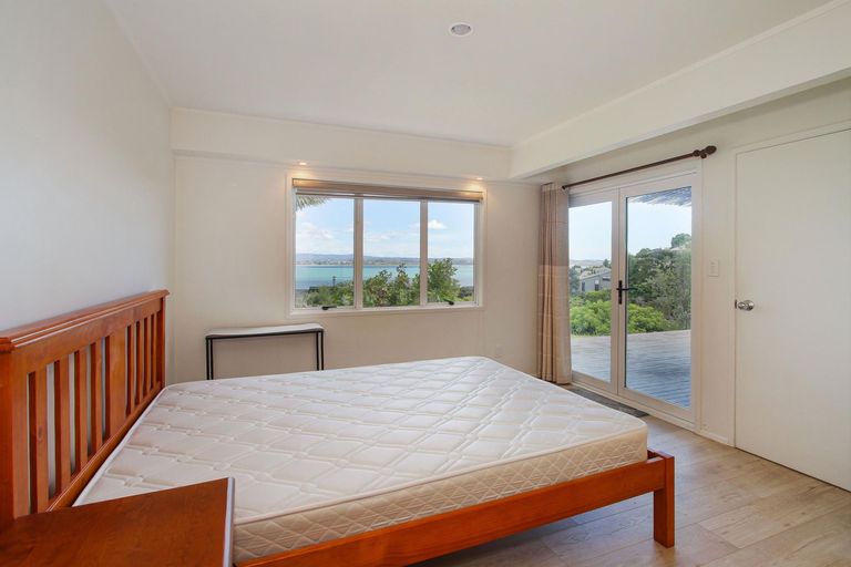 Photo of property in 87 Hadfield Street, Beach Haven, Auckland, 0626