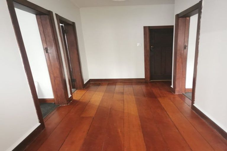 Photo of property in 41 Darlington Road, Miramar, Wellington, 6022