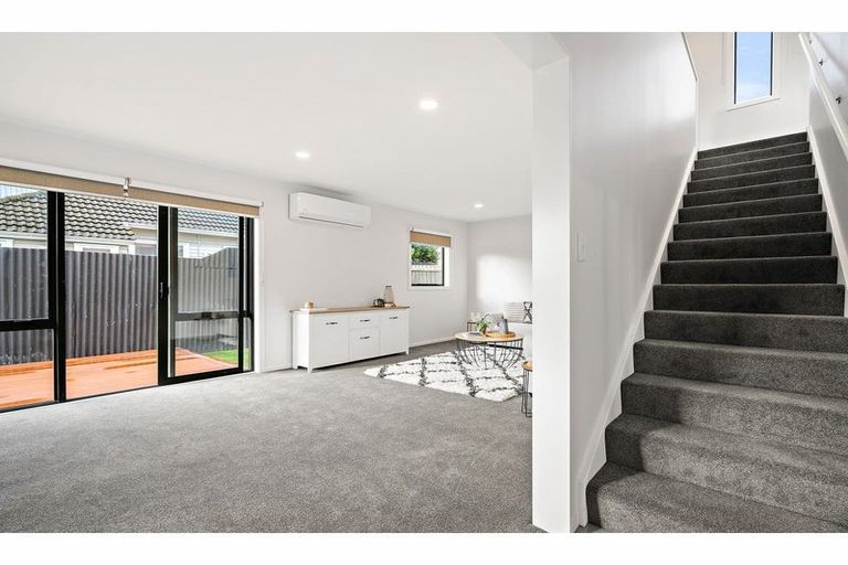 Photo of property in 1 Kyle Street, Riccarton, Christchurch, 8011