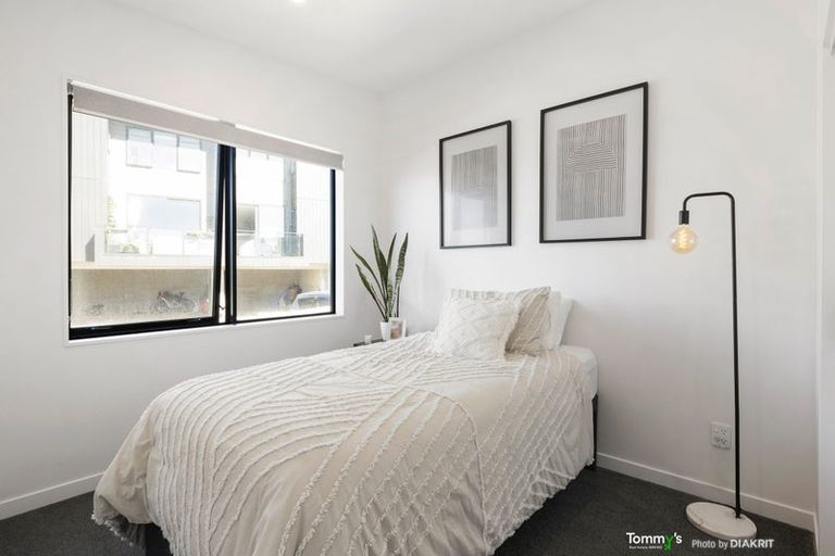 Photo of property in 7/52 High Street, Island Bay, Wellington, 6023