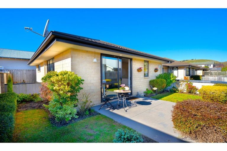 Photo of property in 2/50 Koromiko Street, Saint Martins, Christchurch, 8022