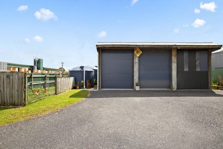 Photo of property in 104 Patumahoe Road, Patumahoe, Pukekohe, 2679