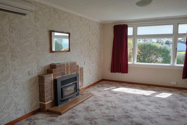 Photo of property in 13 Sneyd Street, Tuatapere, 9620