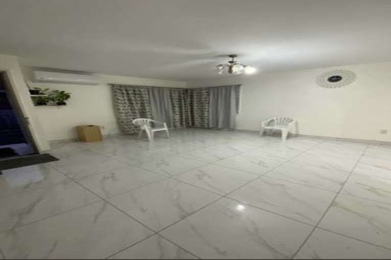 Photo of property in 2/9 Berwyn Avenue, Takanini, 2112
