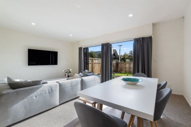 Photo of property in 47/11 The Avenue, Albany, Auckland, 0632