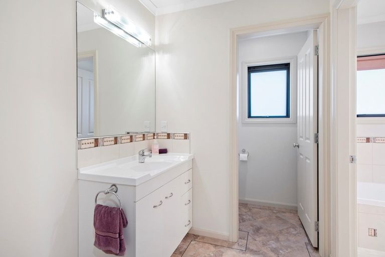 Photo of property in 20 Kaimai View Drive, Ohauiti, Tauranga, 3112