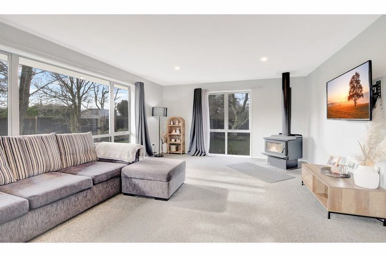 Photo of property in 177b High Street, Oxford, 7430