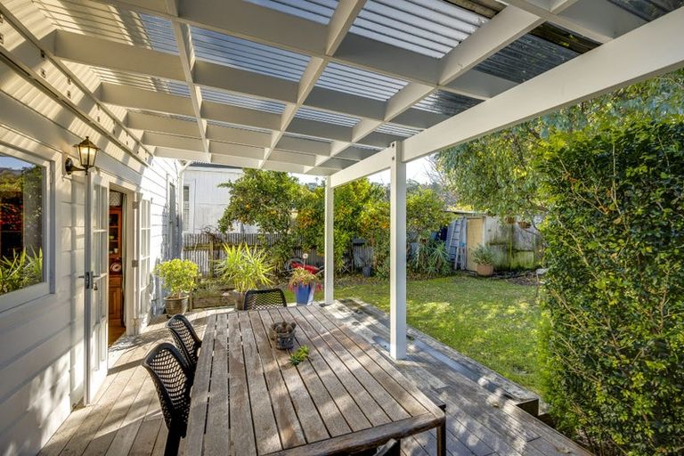 Photo of property in 16 Owen Street, Napier South, Napier, 4110