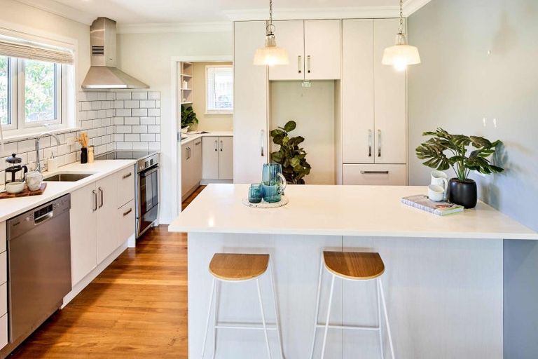 Photo of property in 53 Heretaunga Street, Petone, Lower Hutt, 5012