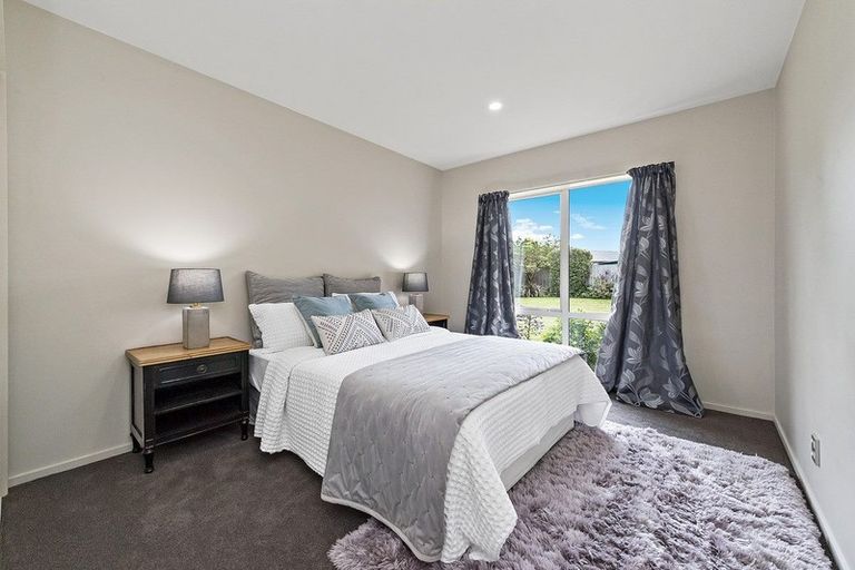 Photo of property in 28 Kinglear Drive, Rolleston, 7614