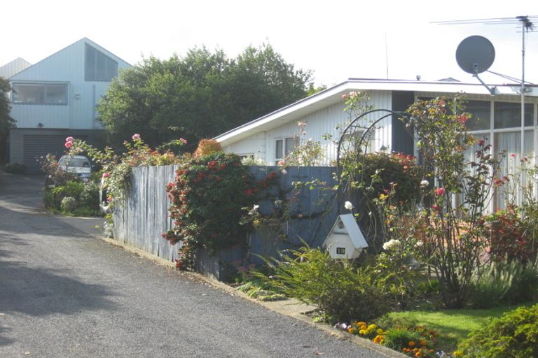 Photo of property in 17 Winston Place, Kew, Dunedin, 9012