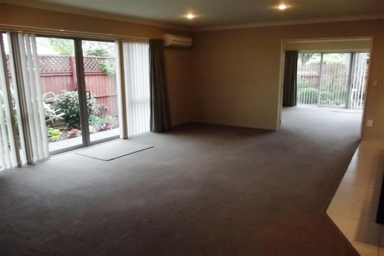 Photo of property in 10j Sefton Street, Belfast, Christchurch, 8051