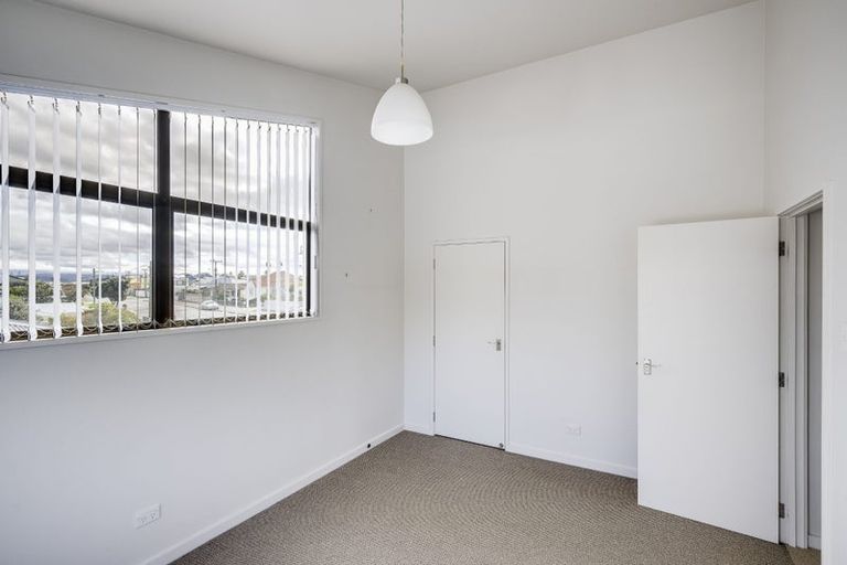 Photo of property in 138c Charles Street, Westshore, Napier, 4110