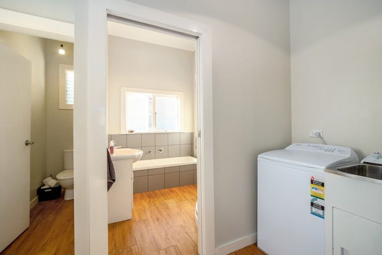 Photo of property in 107 Lincoln Road, Masterton, 5810