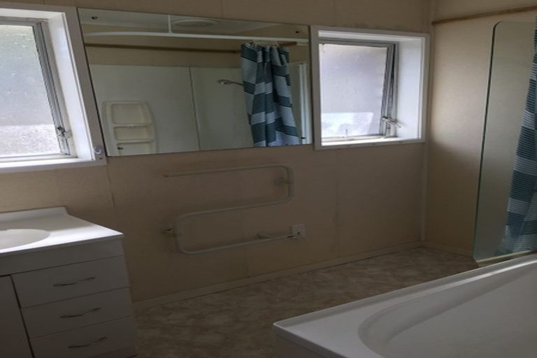 Photo of property in 1/70 Alton Avenue, Hillcrest, Auckland, 0627