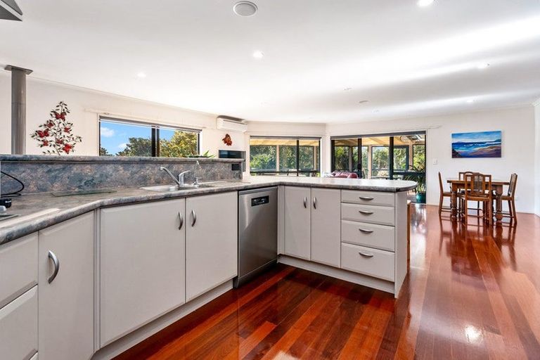 Photo of property in 4 Stoneybrook Lane, Te Kamo, Whangarei, 0112