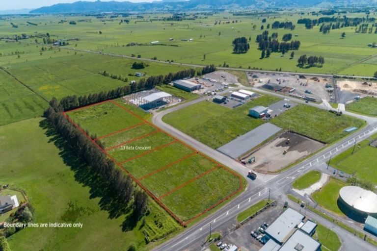 Photo of property in 13 Hauraki Crescent, Pinehill, Auckland, 0632