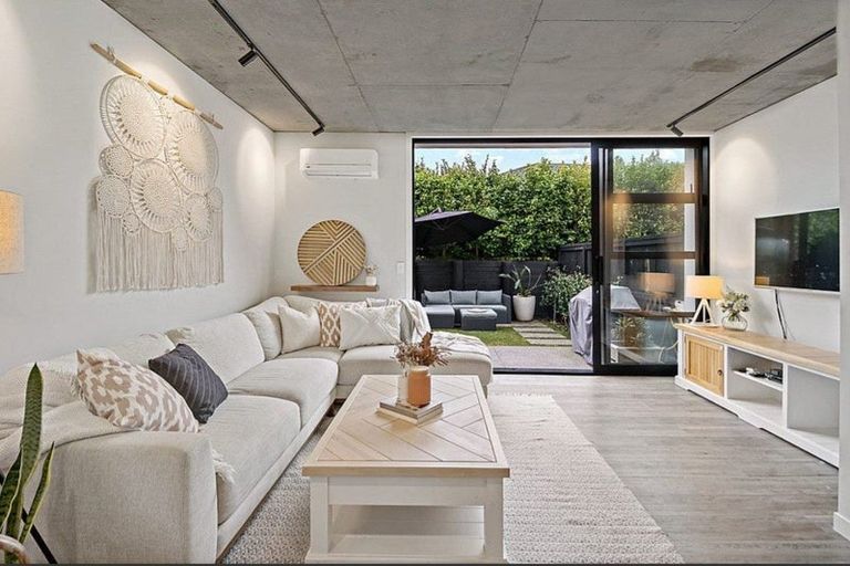 Photo of property in 11/4161 Great North Road, Glen Eden, Auckland, 0602