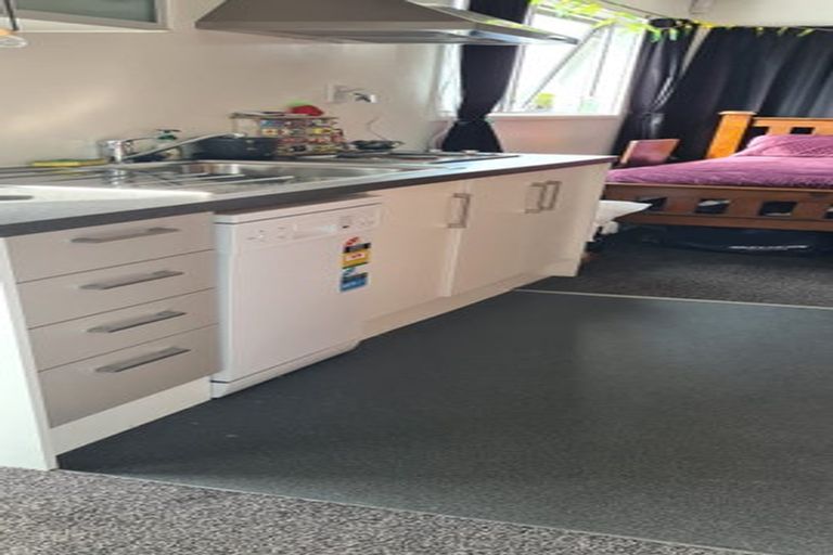 Photo of property in 309 New Brighton Road, Burwood, Christchurch, 8083