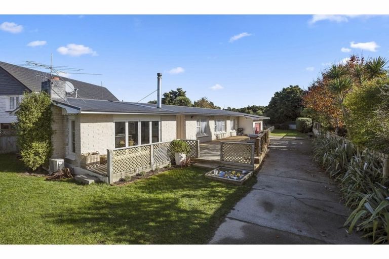 Photo of property in 26 Black Road, Otatara, Invercargill, 9879
