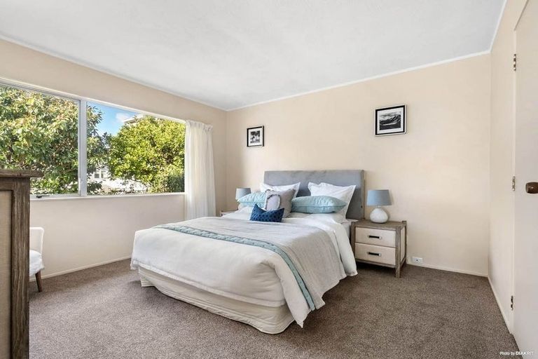 Photo of property in 2/139a Mokoia Road, Birkenhead, Auckland, 0626