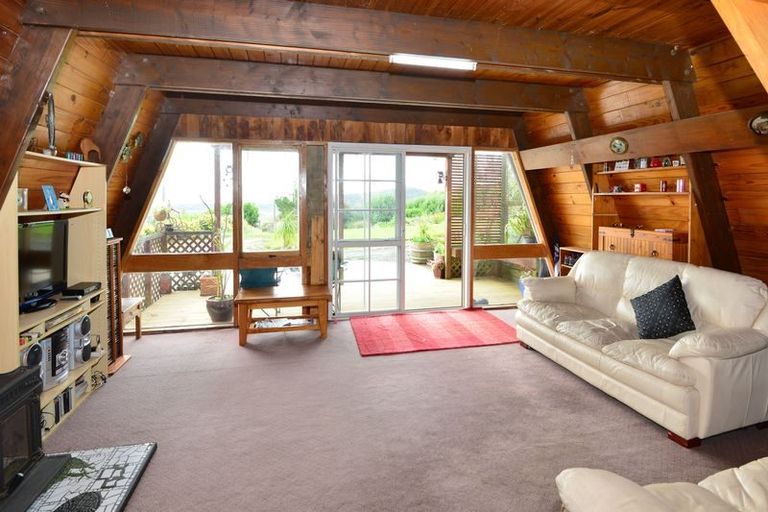 Photo of property in 401 Mclachlan Road, Kaukapakapa, Warkworth, 0984