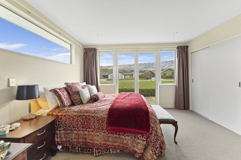 Photo of property in 3 De Bettencor Place, Mount Pisa, Cromwell, 9383